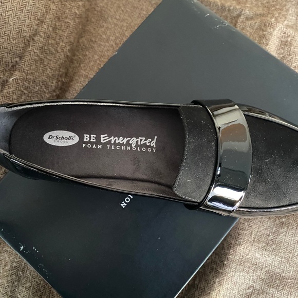 Shoes - Picture 2 of 5